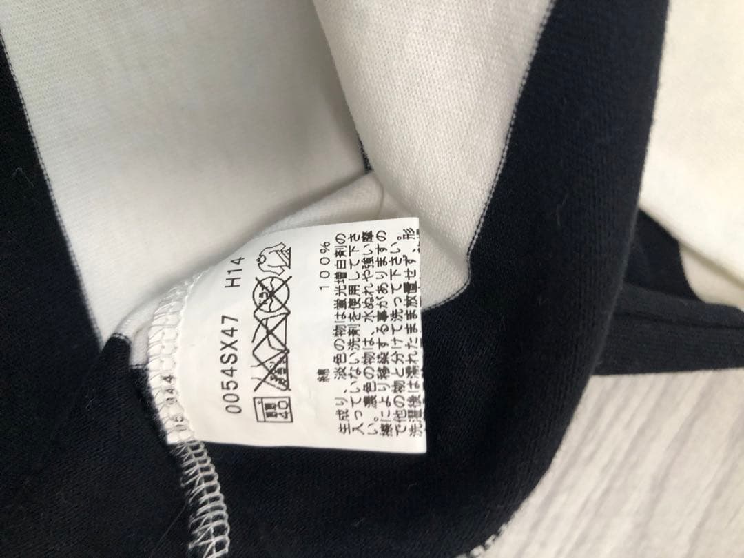 ★Agnes b★長袖カットソー 白黒ストライプ シルバーロゴ 120・130