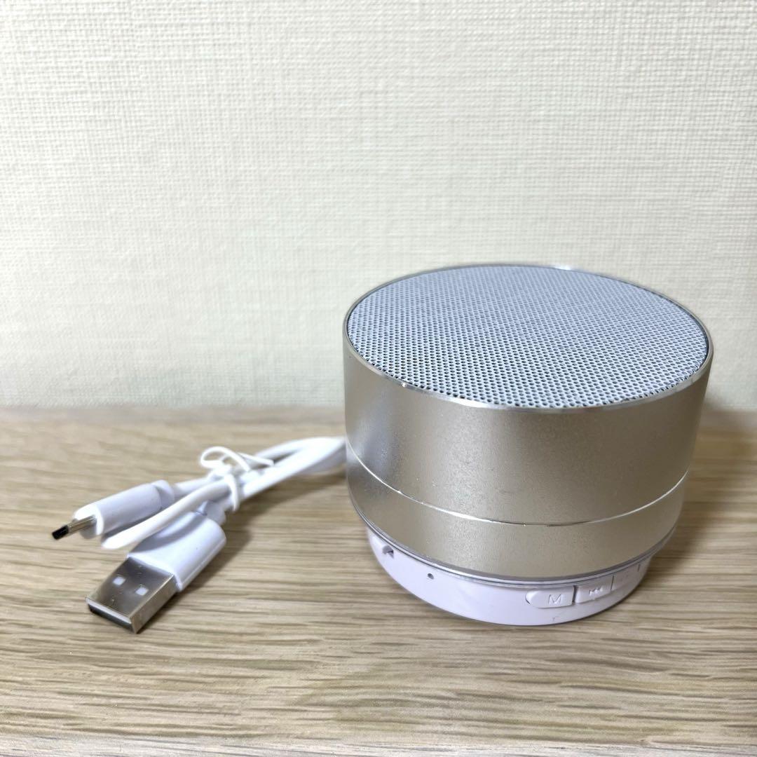 B&O ワイヤレススピーカー シルバー 円形 メタル B&O ワイヤレススピーカー シルバー 形 メタル