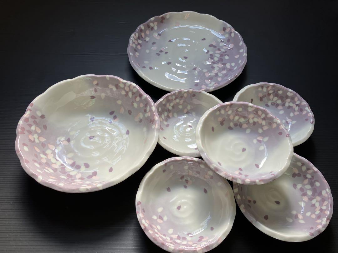 宇野千代 陶器製 薄紫色の花びら模様 大皿 大鉢 小鉢セット 皿 新品未使用