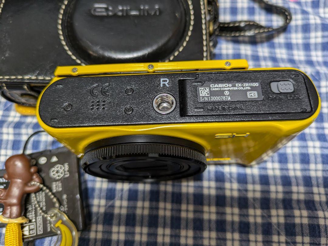 CASIO EXILIM イエロー CASIO EXILIM HS イエロー