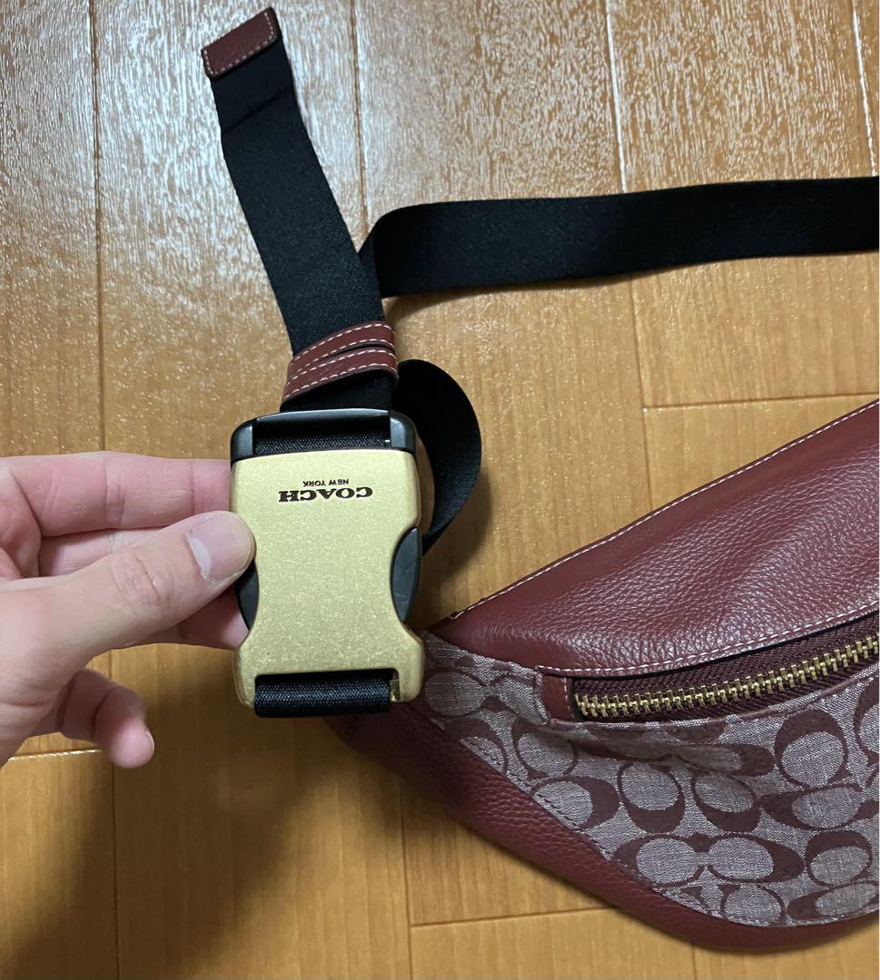 COACH ショルダーバッグ　シグネチャー