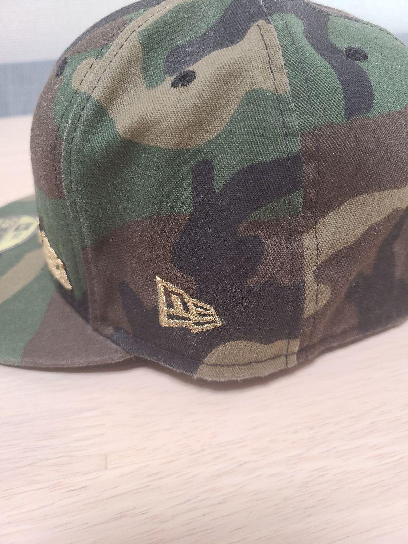 【激レア】045 NEW ERA　59FIFTY 7 3/8迷彩×GOLD刺繍