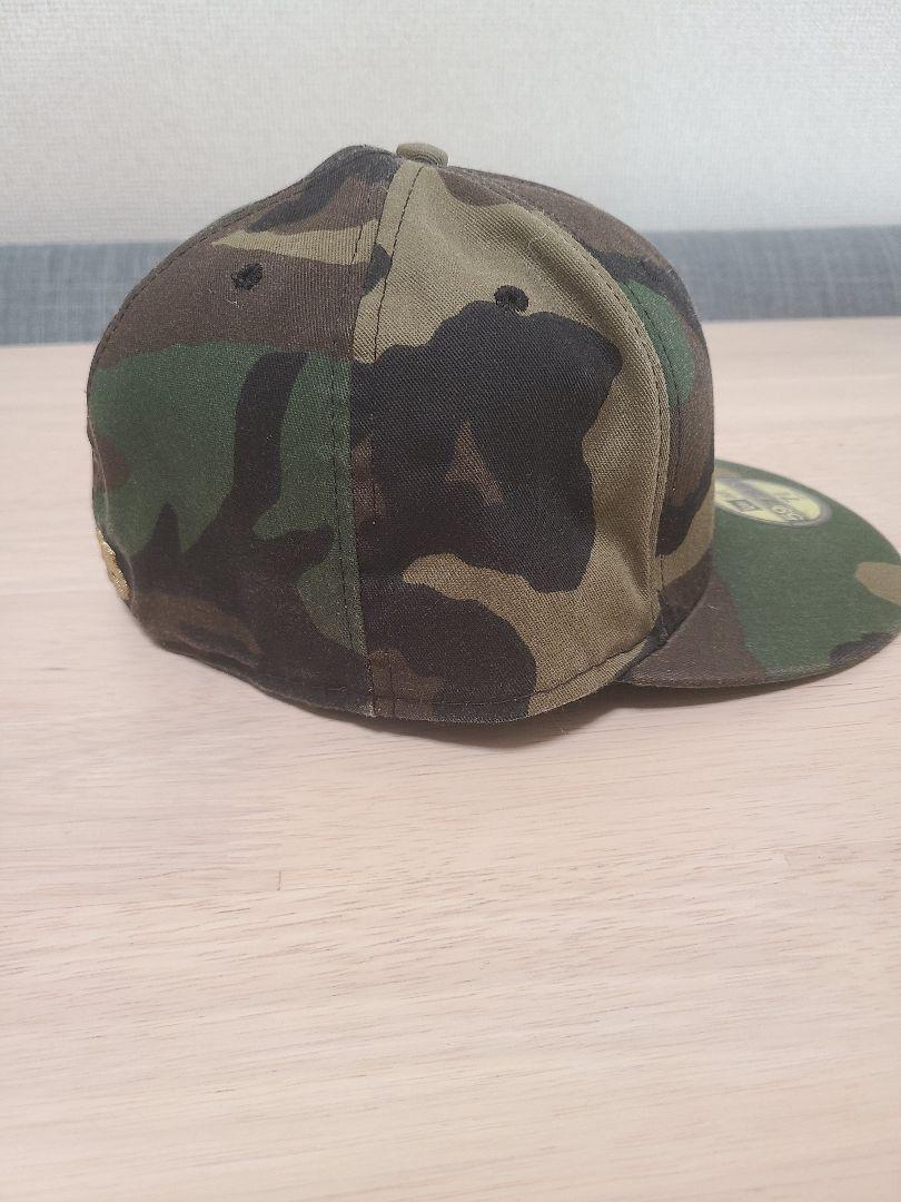 【激レア】045 NEW ERA　59FIFTY 7 3/8迷彩×GOLD刺繍
