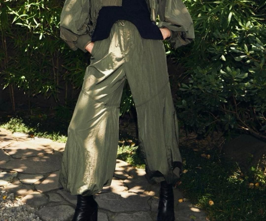 OMMO バルーンギャザーパンツ カーキ SIZE UN3D