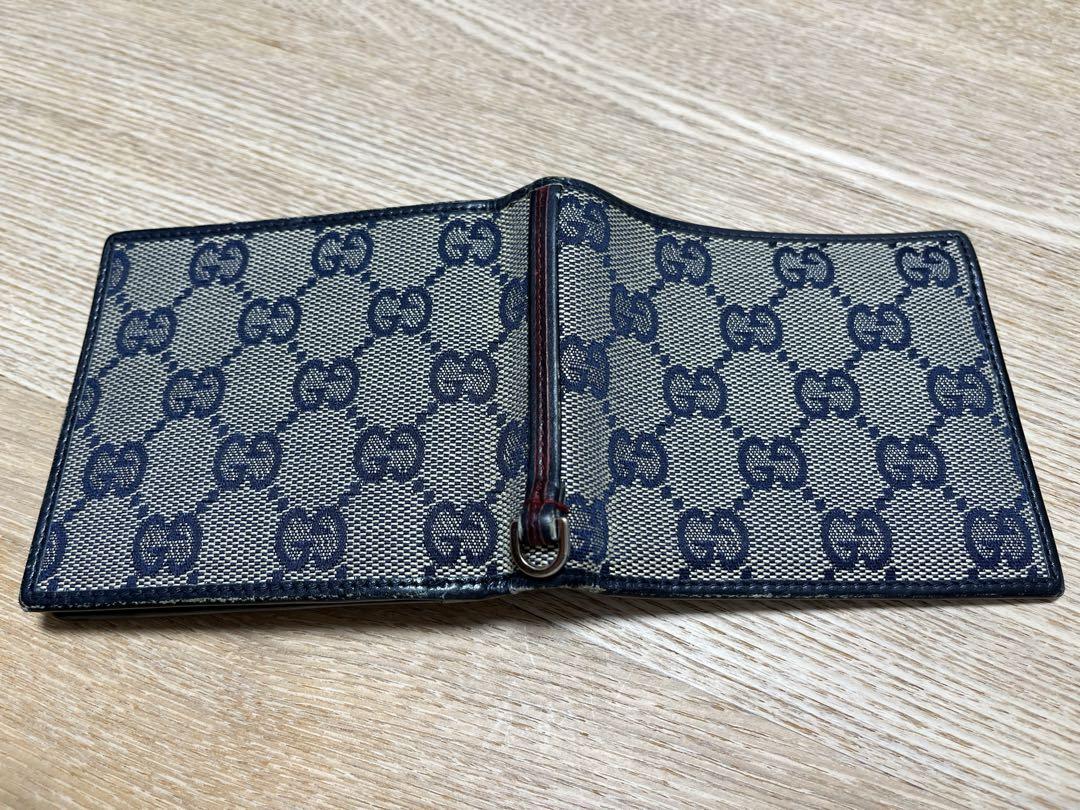 グッチGUCCI メンズ二つ折り財布ネイビー　巾着収納袋　セット売り