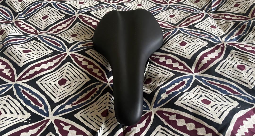 Bontrager Arvada saddle ②