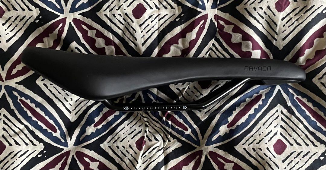 Bontrager Arvada saddle ②