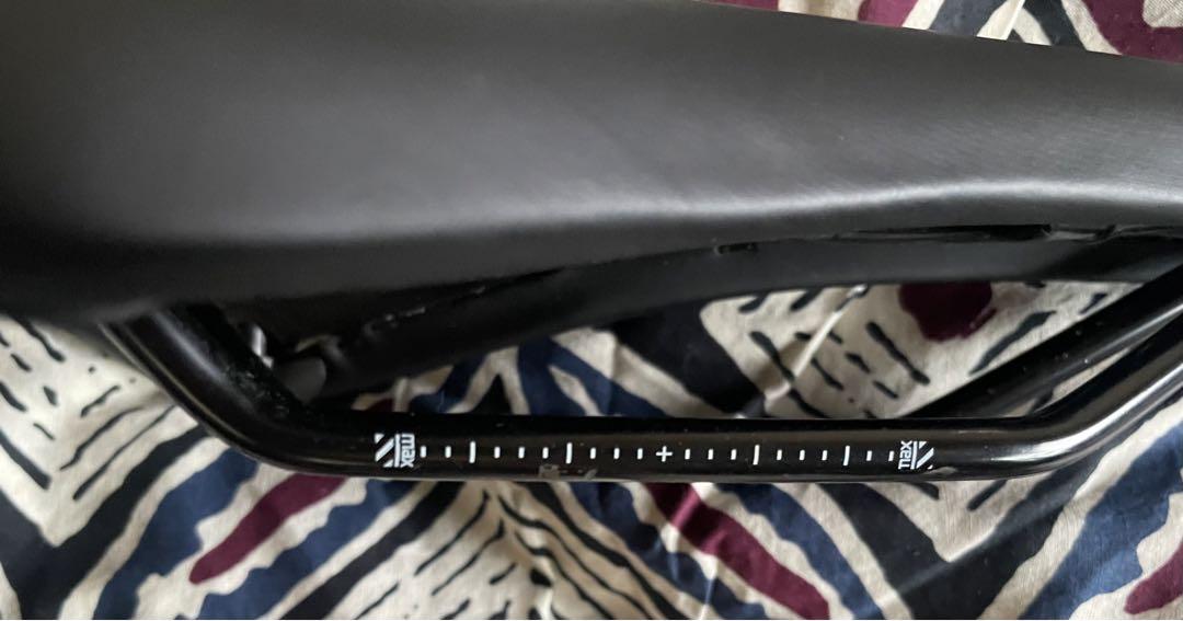 Bontrager Arvada saddle ②