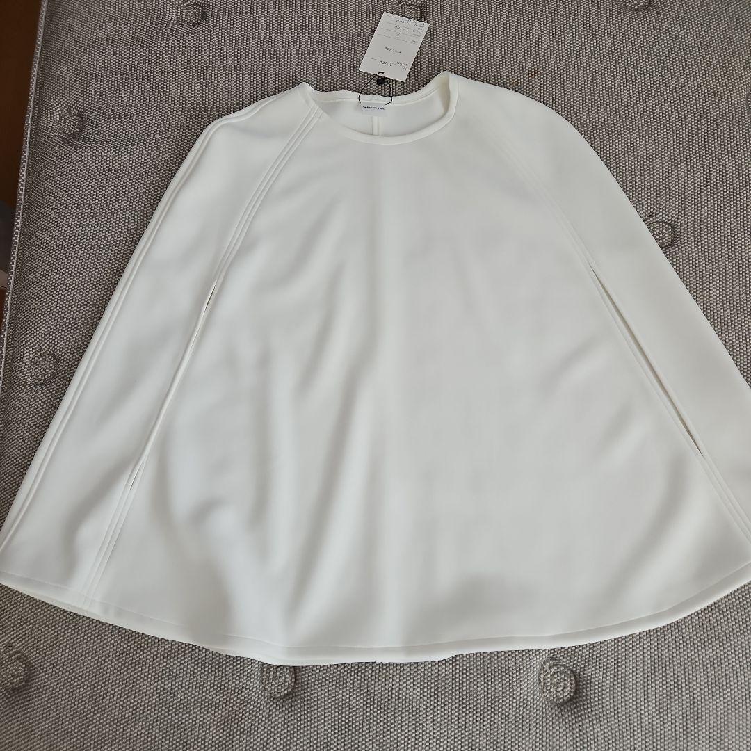 カプリシャスミー 白 ポンチョFREE SIZE