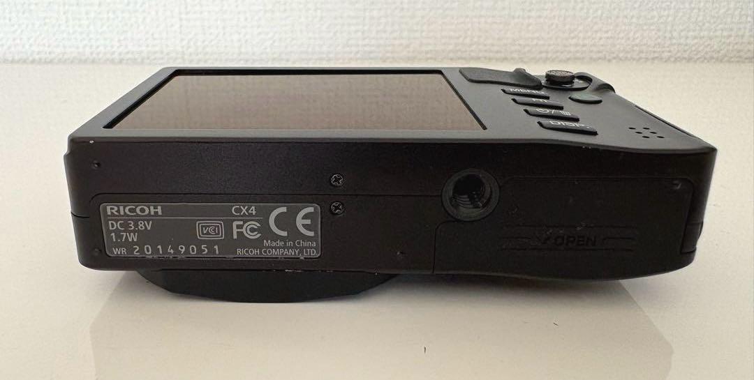 【美品】RICOH CX4 コンパクトデジタルカメラ