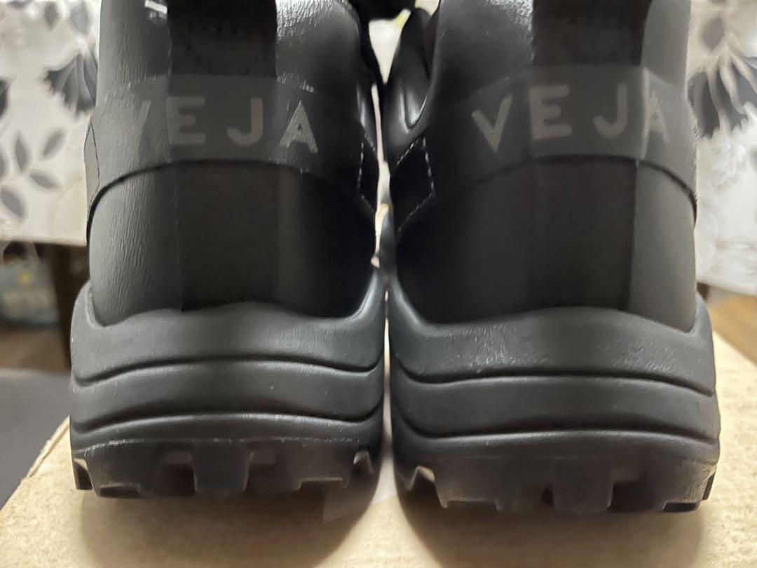VEJA Venturi ブラックスニーカー 40