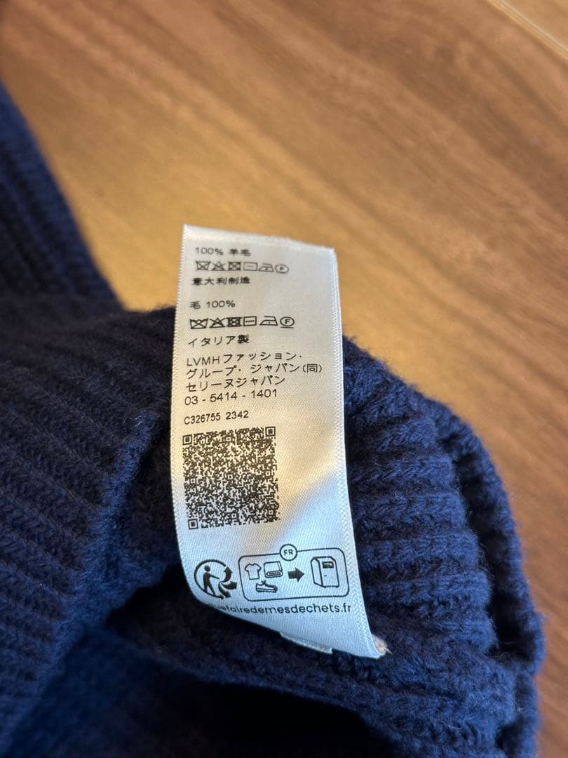 セリーヌメンズ ニット