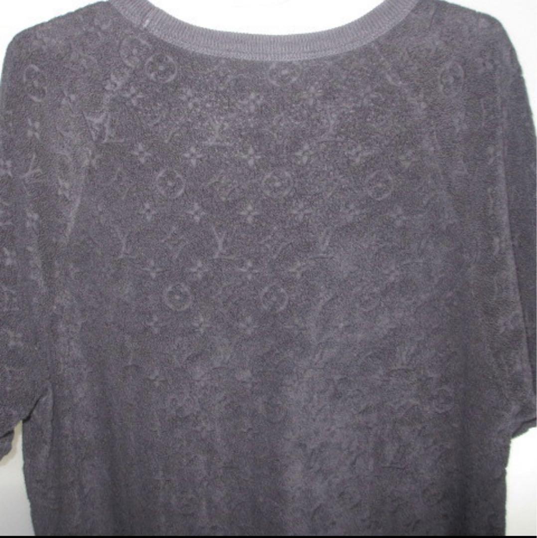 LOUIS  VUITTION モノグラム　Tシャツ