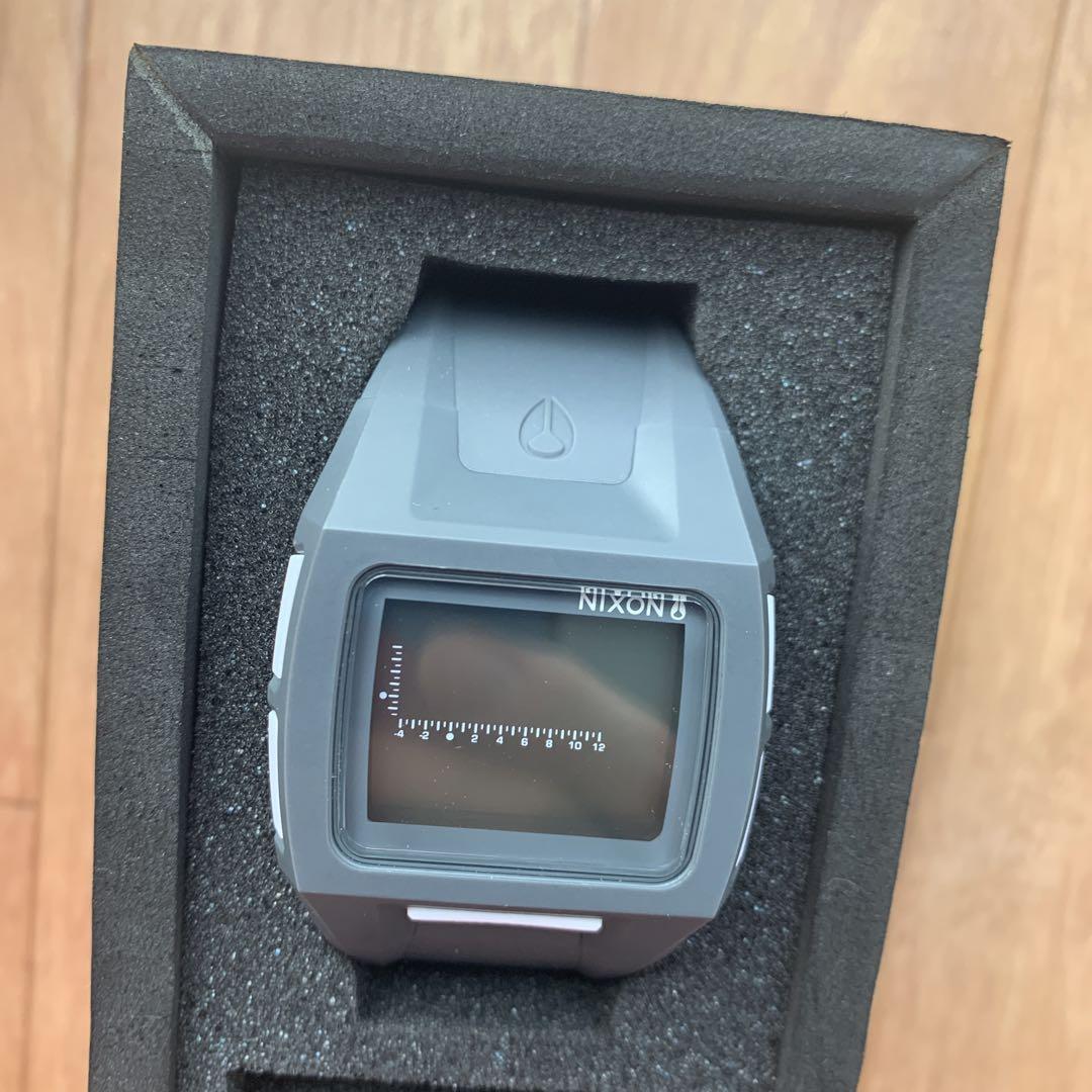 NIXON ニクソン LODOWN II CHARCOAL チャコール 時計
