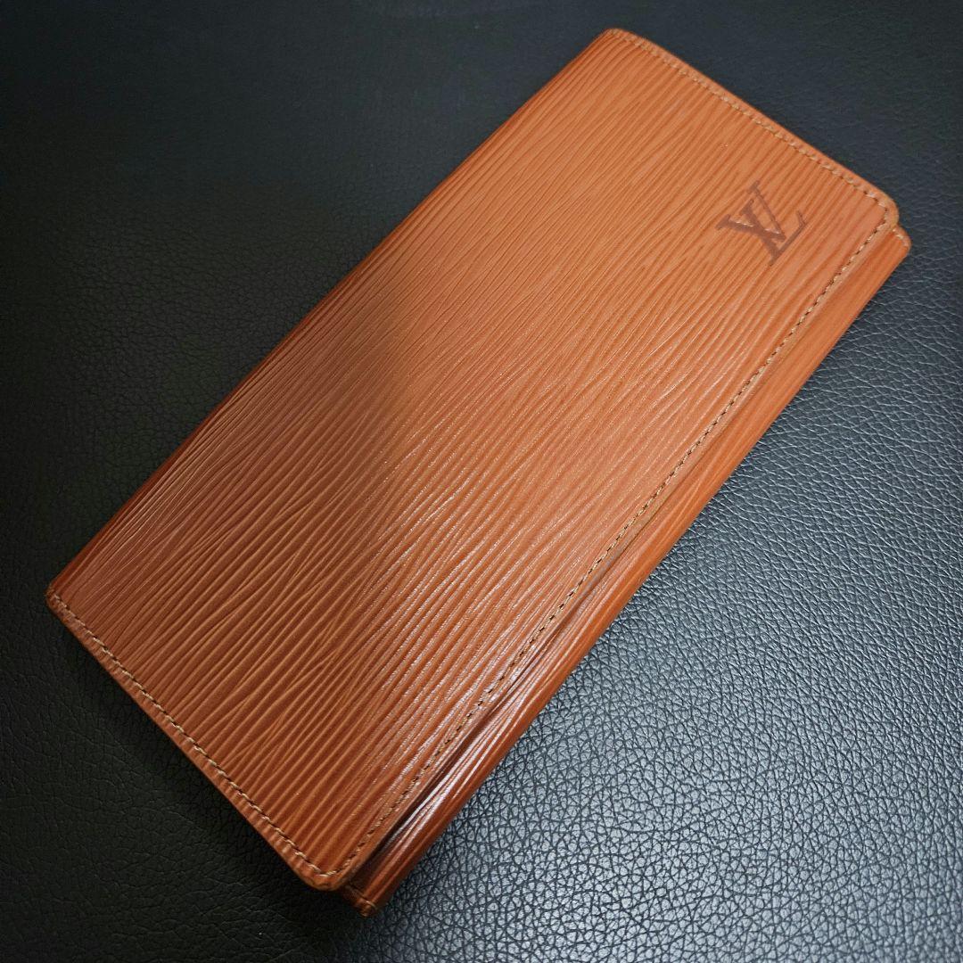 【中古】ルイ・ヴィトン 長財布 エピ ポルトカルトクレディ