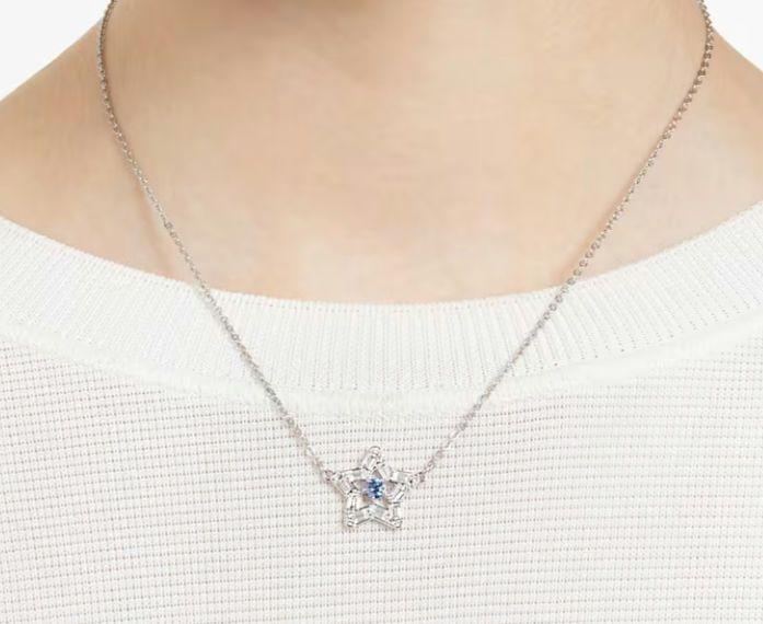 スワロフスキー　星　ネックレス　ピアス
