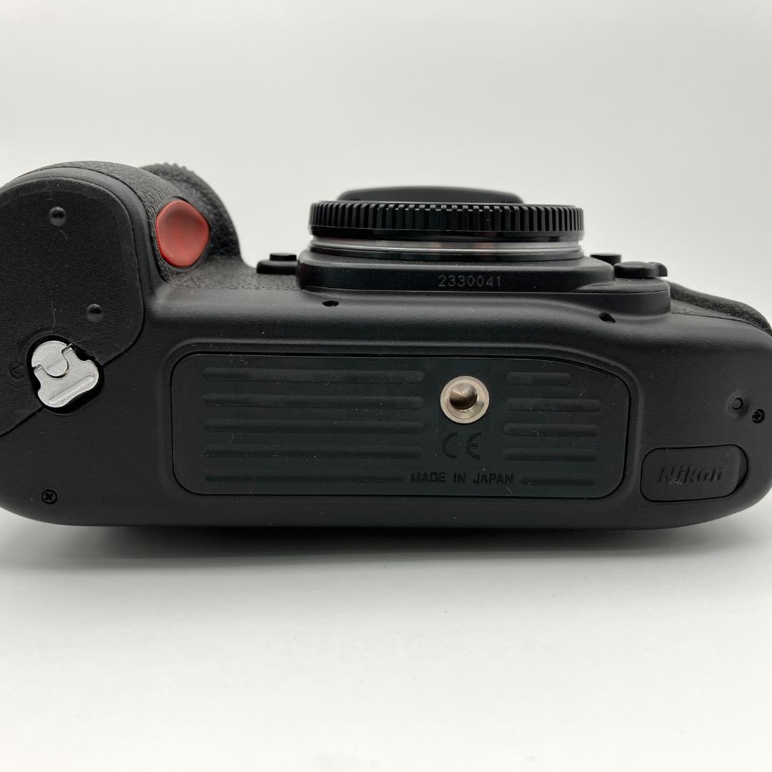 Nikon F100 ニコン フィルム一眼レフカメラ ボディ ブラック