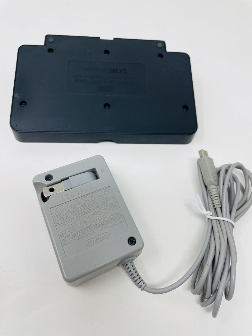 【任天堂 純正】3DS用 充電器 + 充電台 セット★アダプタ ニンテンドー 【任天堂 純正】3DS用 充電器 + 充電台 セット★アダプタ ニンテンドー
