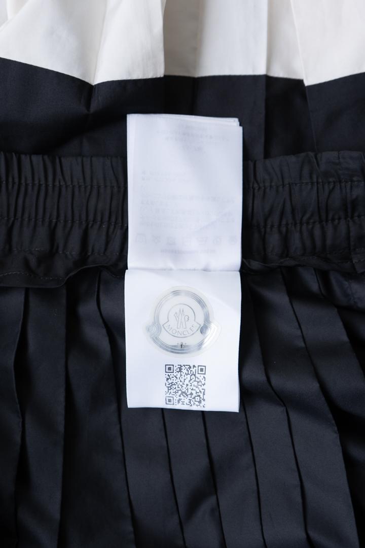 MONCLER モンクレール GONNA 切替 フレアースカート - メルカリ