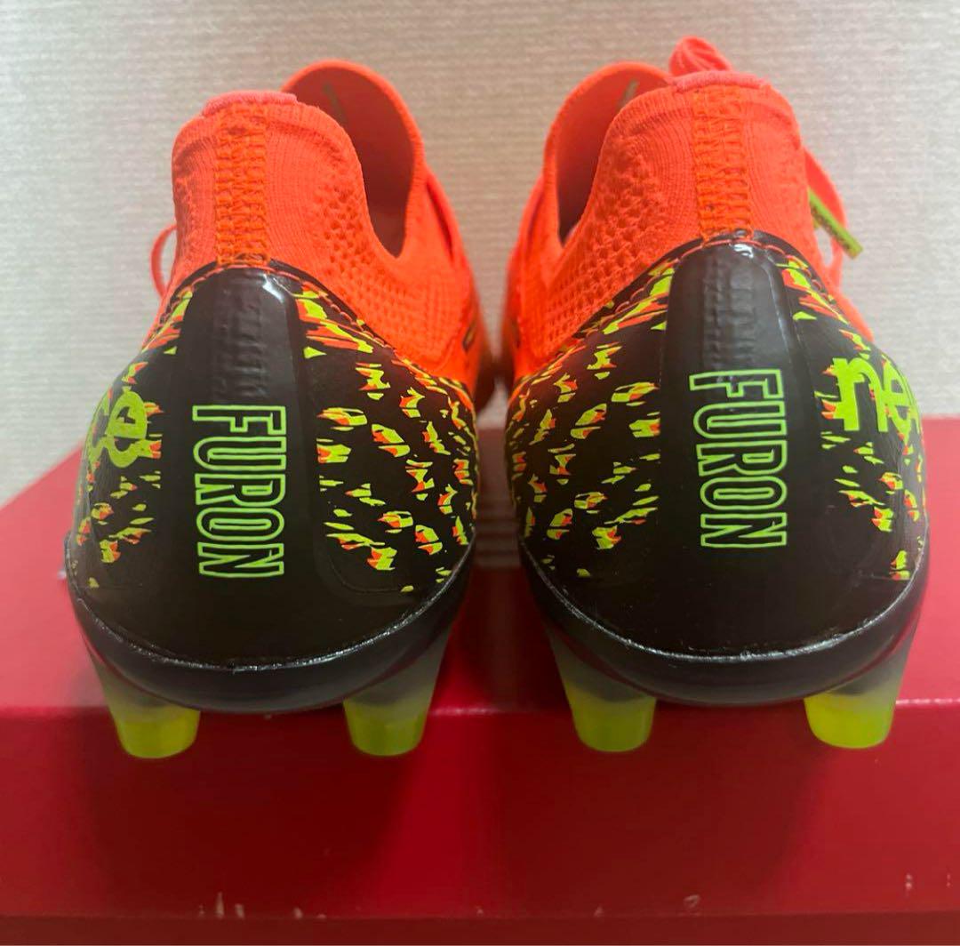 サッカースパイク　FURON PRO