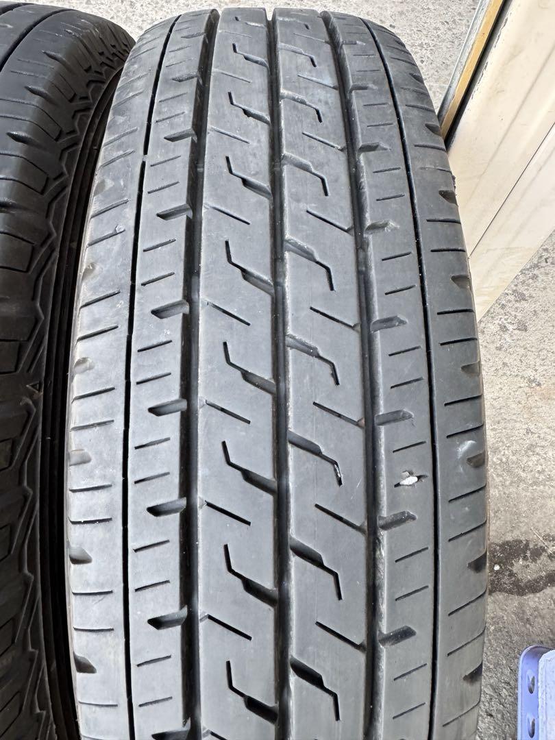 ①TAＫU 夏タイヤ 195/80R15 LT R710 （A0187）