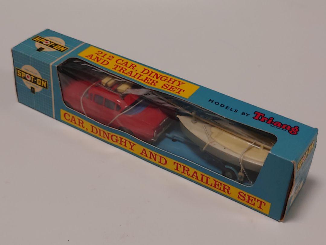ミニカー SPOT - ON NO.212 DINGHY- VAUXHALL CRESTA