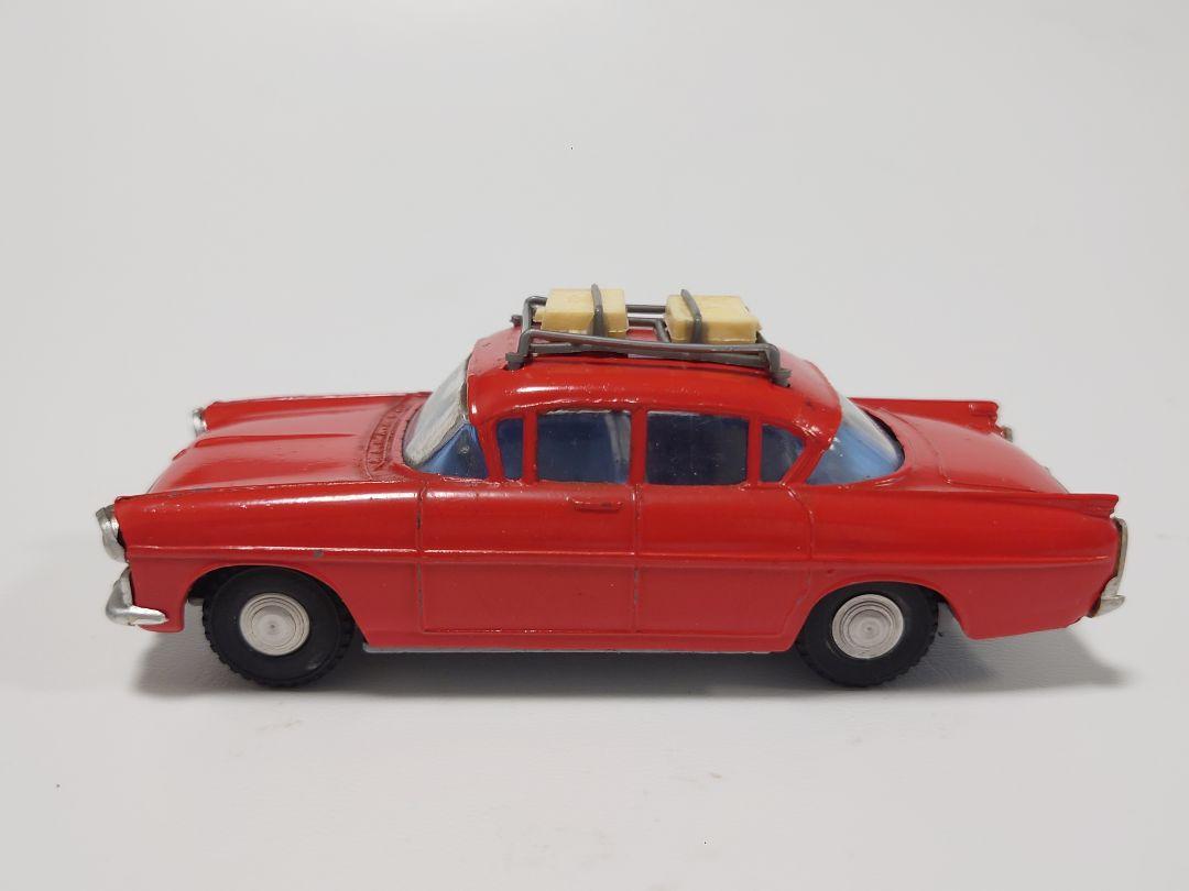 ミニカー SPOT - ON NO.212 DINGHY- VAUXHALL CRESTA