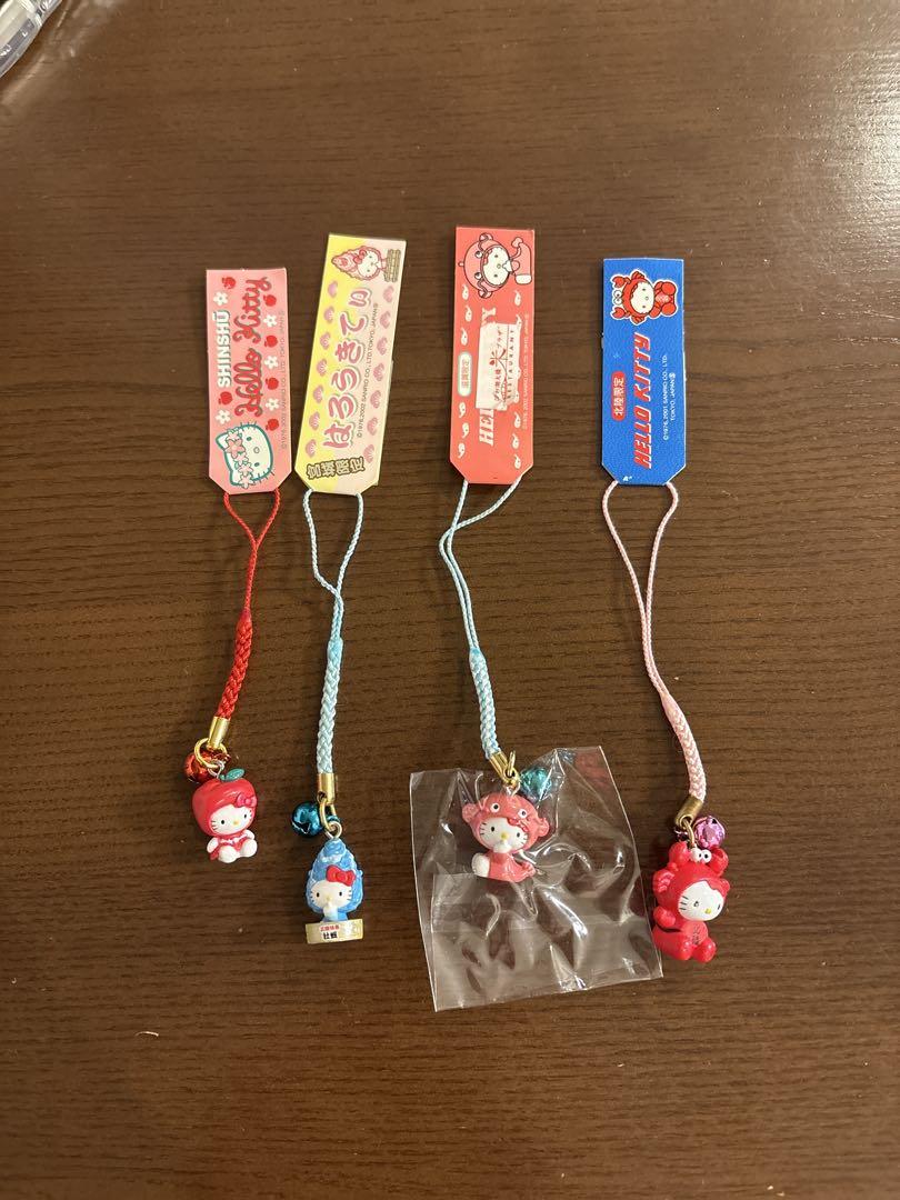 ハローキティ ストラップ付きフィギュア 6個セット - メルカリ