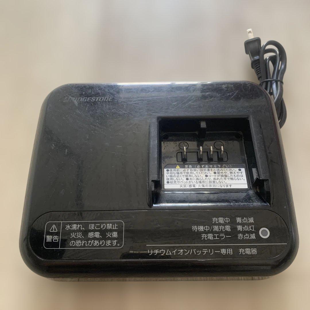 【中古】ブリヂストン バッテリー充電器 P5568 ブリヂストン リチウムイオンバッテリー専用充電器 P5568 - メルカリ