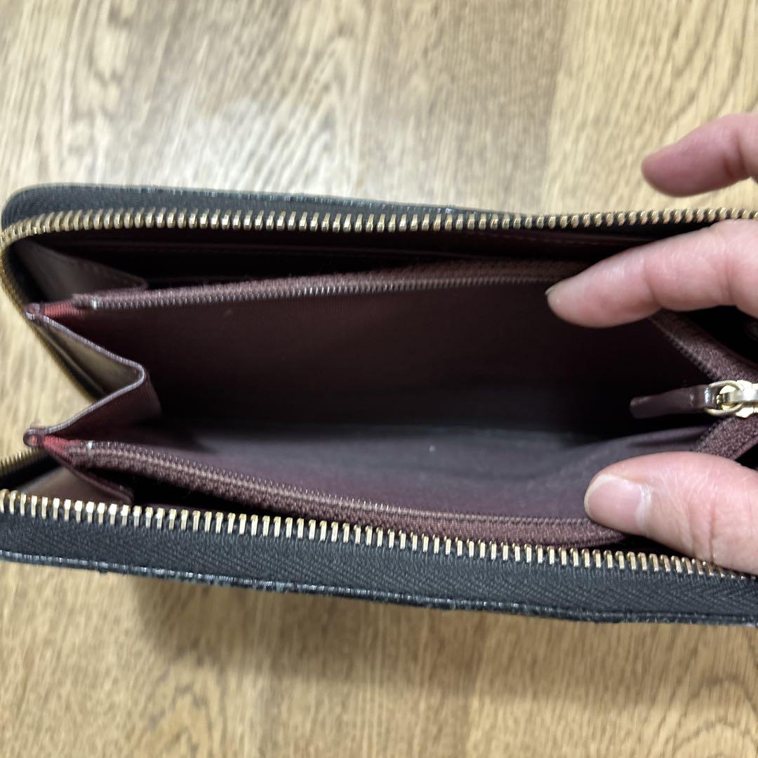 CHANEL シャネル 長財布　キャビアスキン