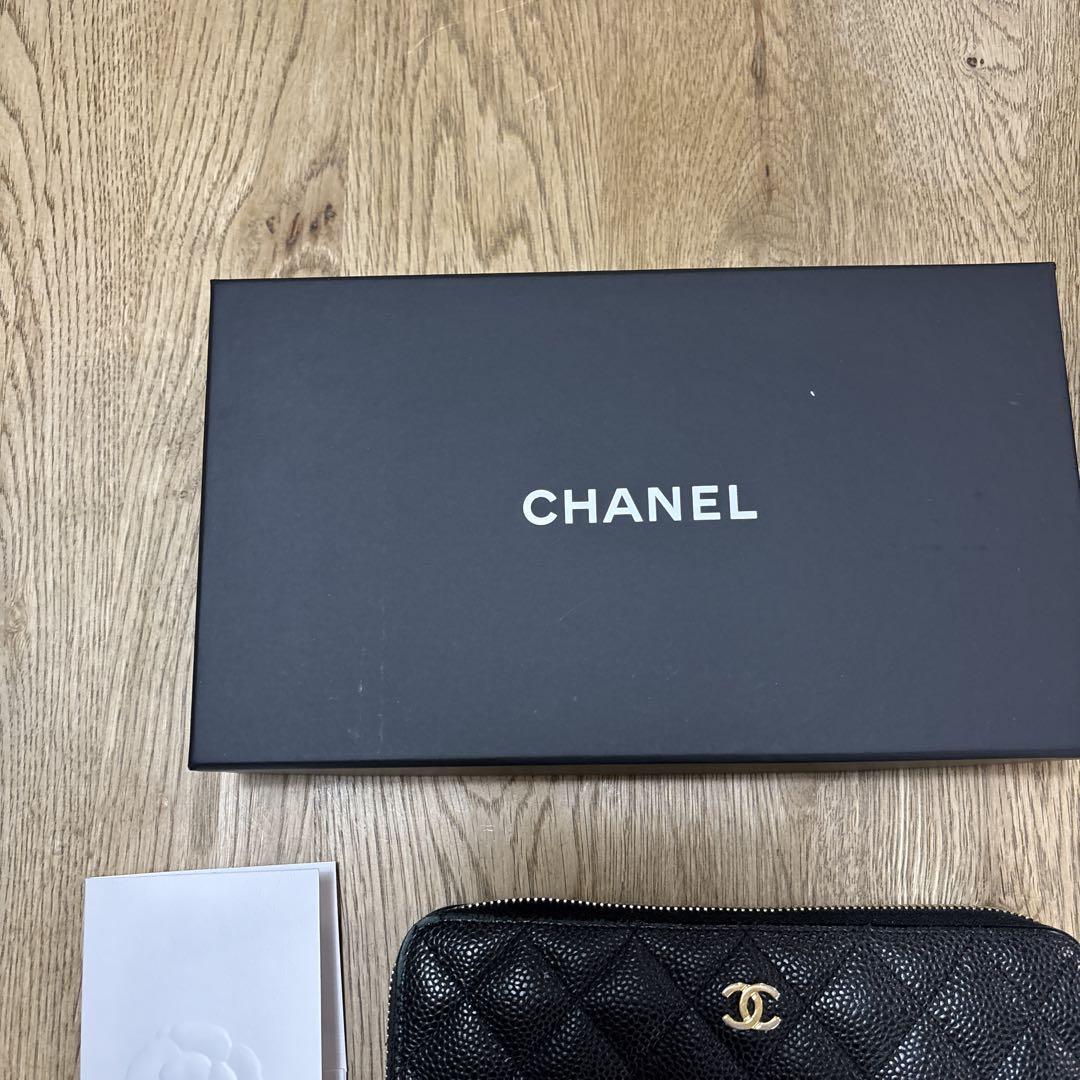 CHANEL シャネル 長財布　キャビアスキン