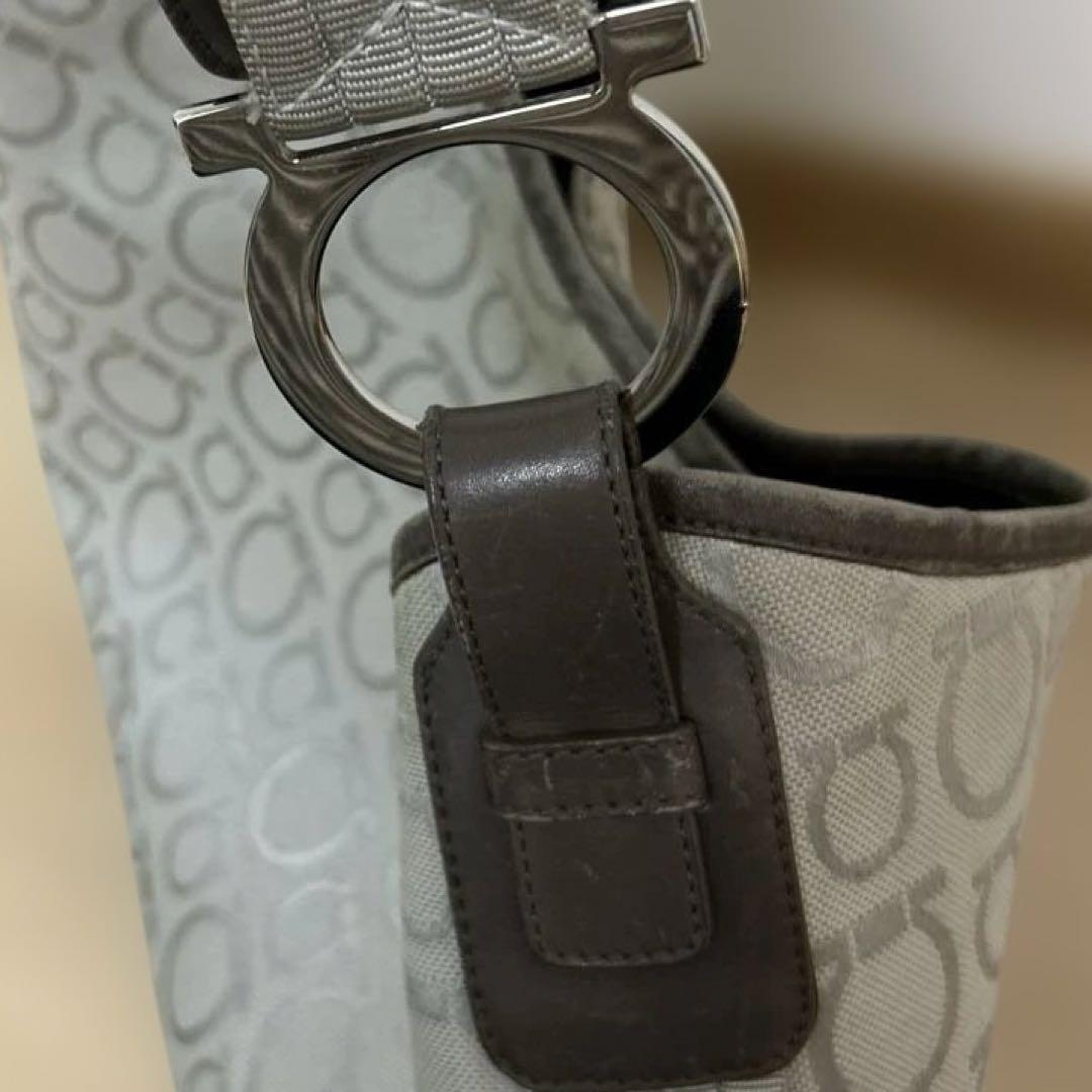 肩掛け可ガンチーニ総柄Salvatore