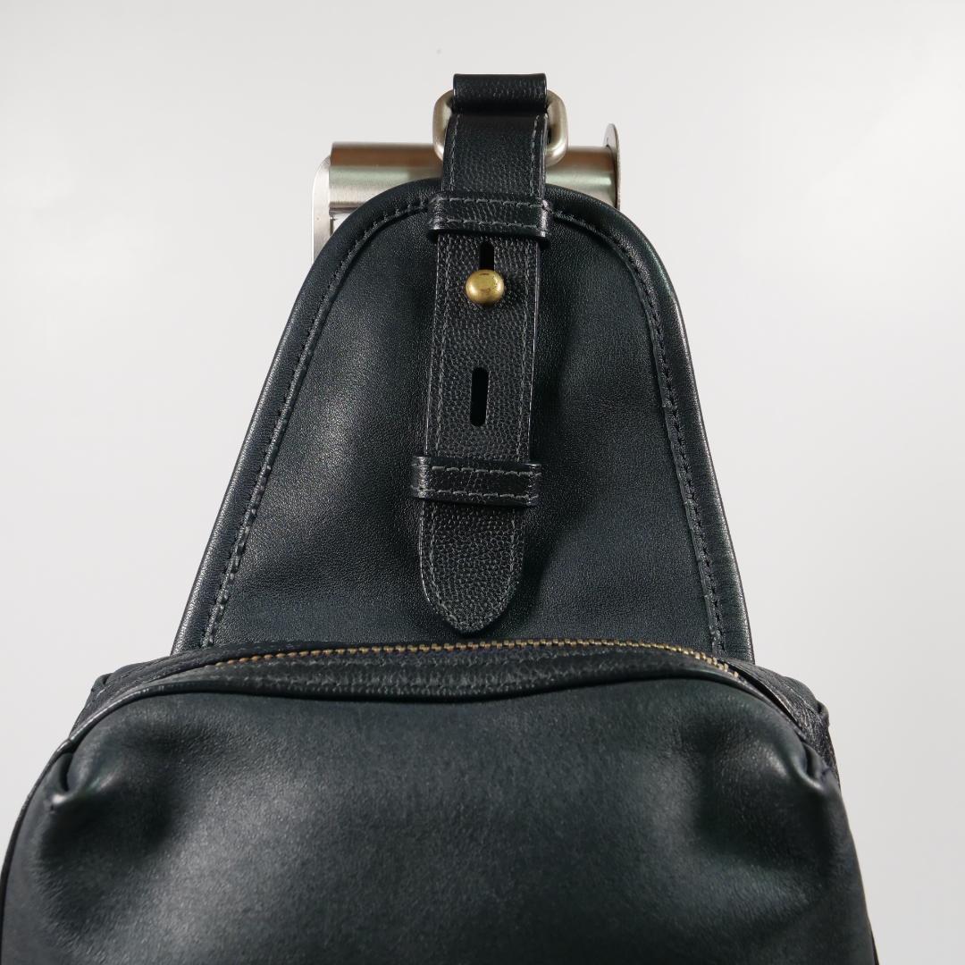 極美品✨ポールスミス ボディバッグ オールレザー ネイビー