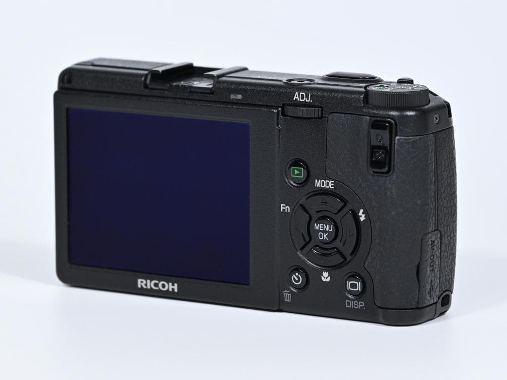 【ほぼ新品】 リコー　RICOH GR DIGITAL II 《ショット数2》