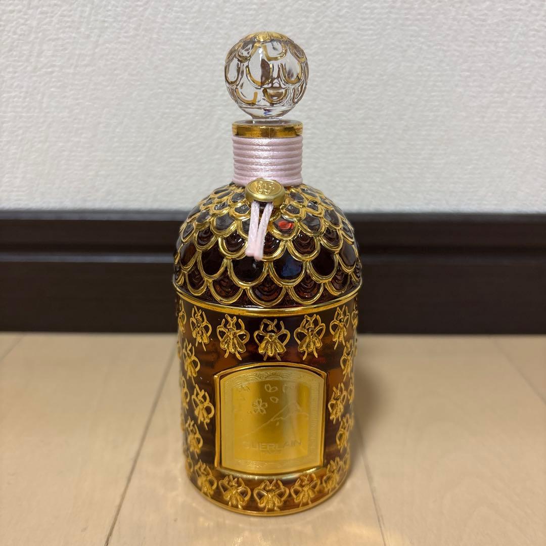 ゲラン　ドゥーブルヴァニーユ　ゴールデンビーボトル　GINZA SIX限定ラベル