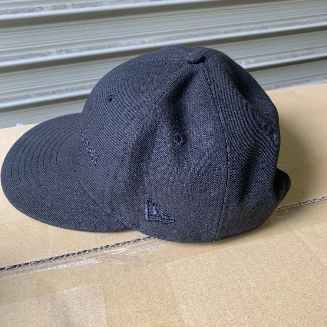 黒い帽子 ah murderz × NEW ERA The eyesキャップ