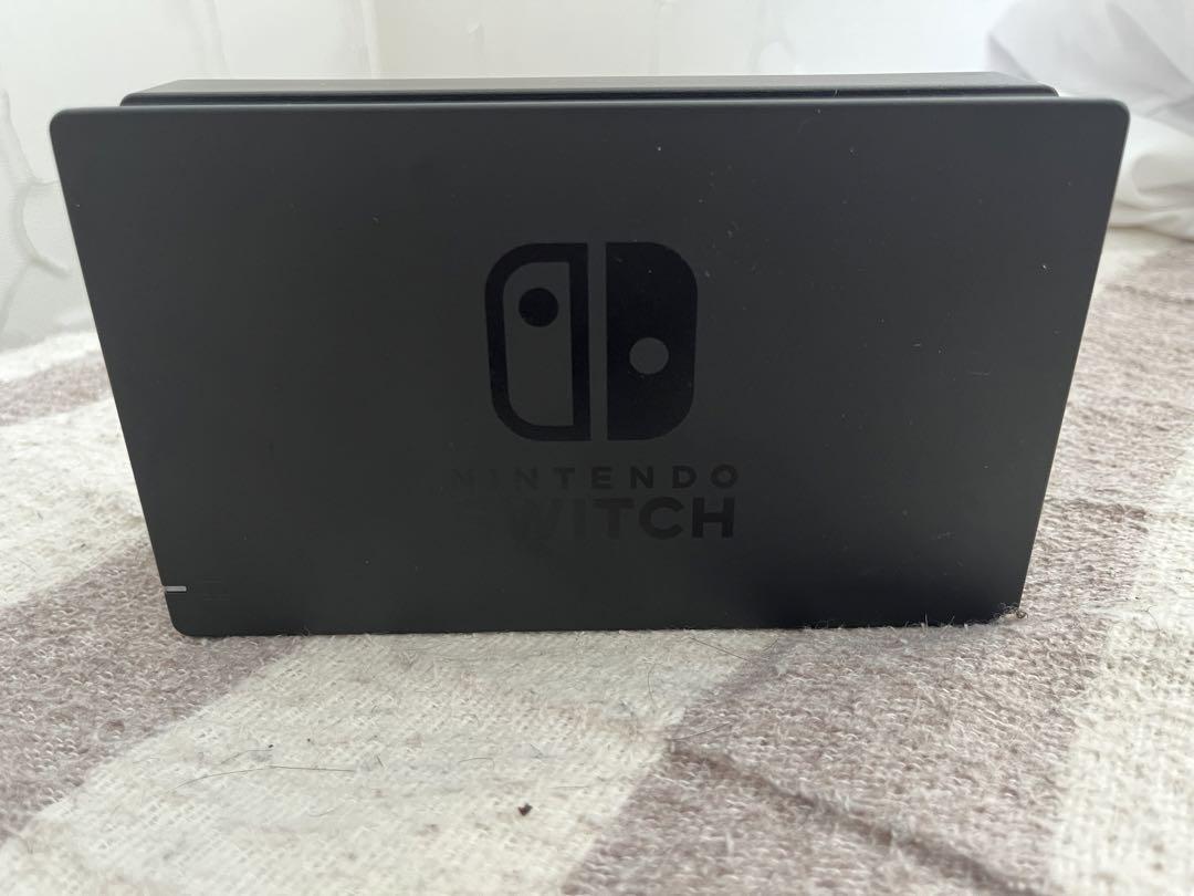 【美品】(箱無し)Nintendo Switch ニンテンドースイッチ　グレー