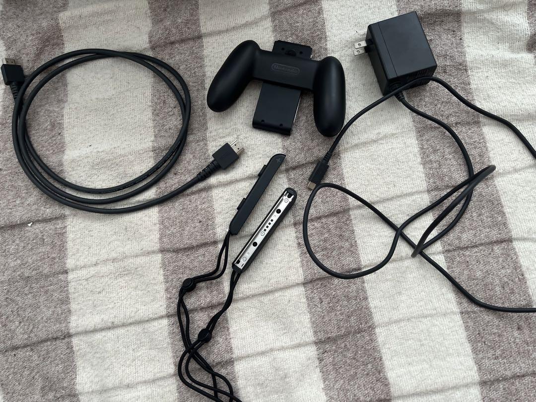 【美品】(箱無し)Nintendo Switch ニンテンドースイッチ　グレー