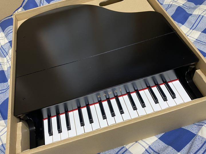 美品 ミニピアノ ブラック oXGOA-m54394021284 カワイ グランドピアノ 最新作特価