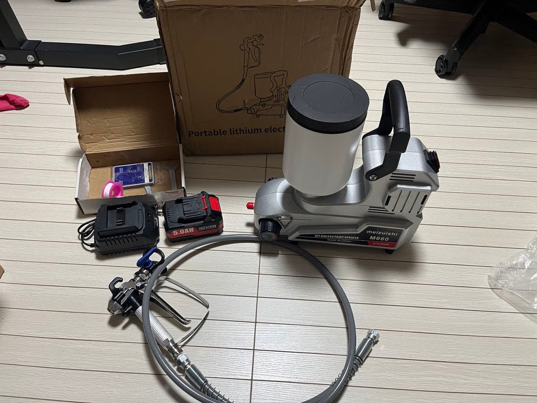 ポータブルエアレススプレー機