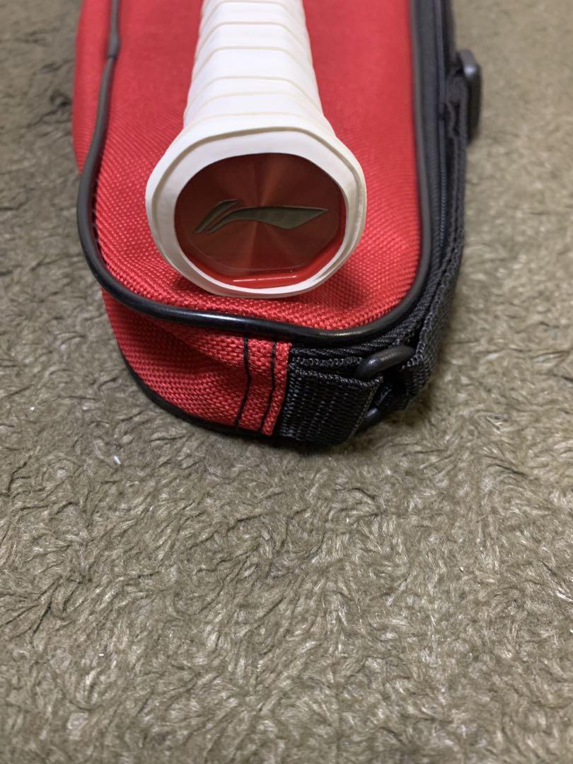 リーニンのバドミントンラケット