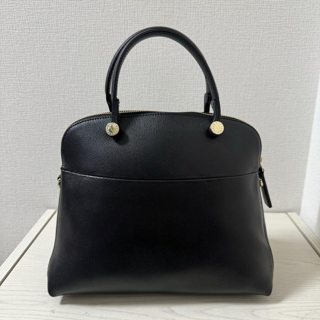 FURLA パイパー　M ブラック フルラ Furla M パイパー ショルダーバッグ レザー ブラック
