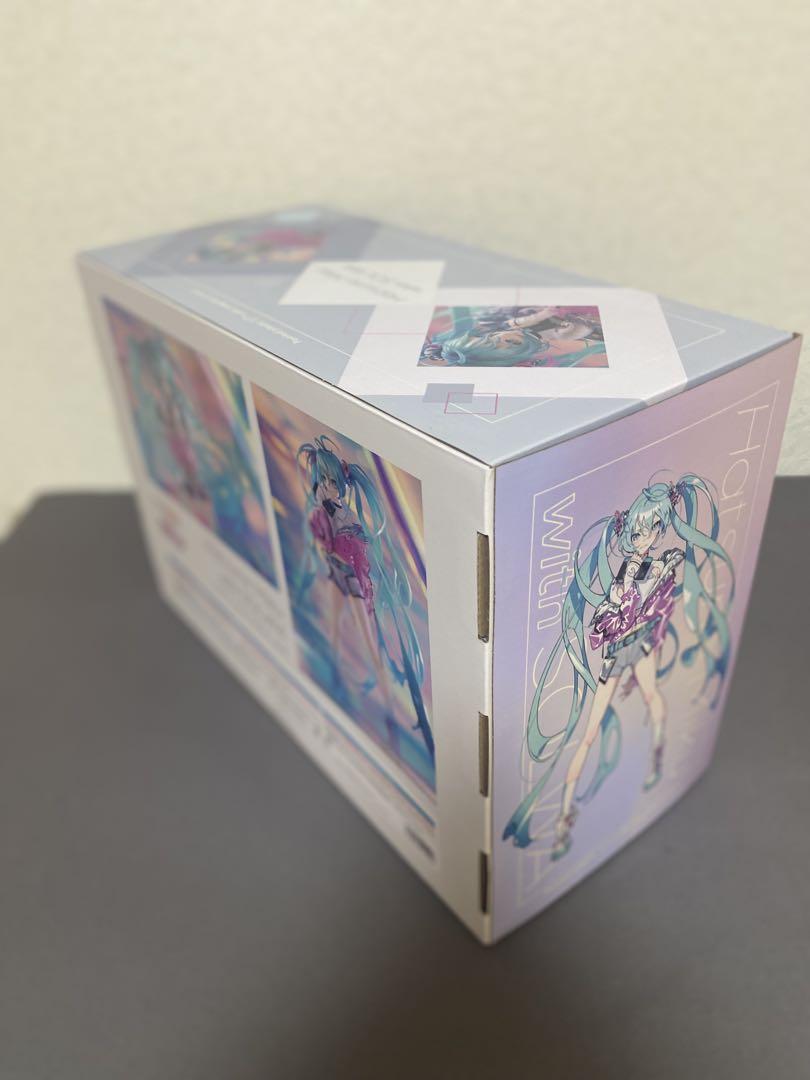 初音ミク with SOLWA 1/7スケール プラスチック製 塗装済み完成