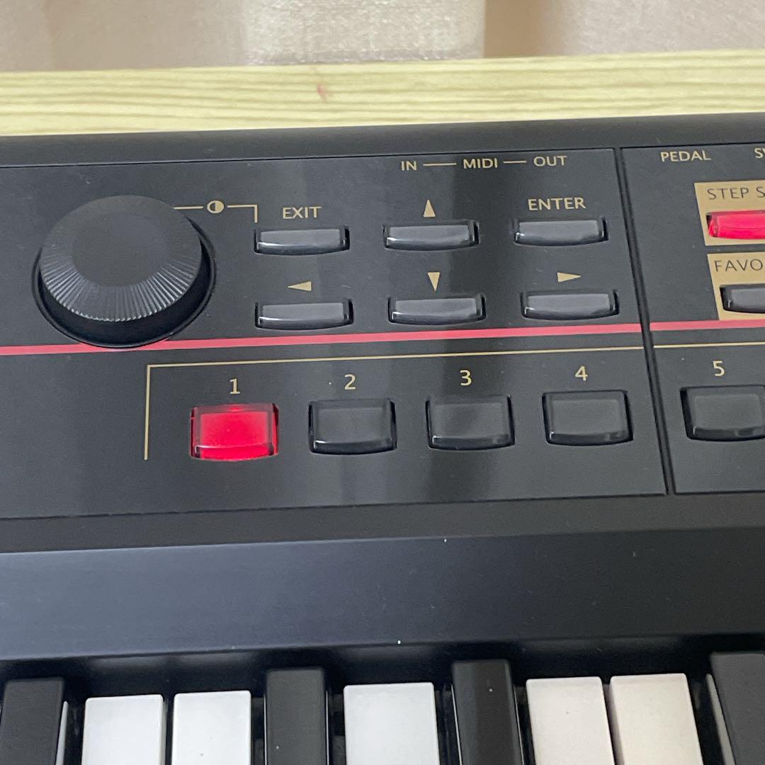 【美品】KORG キーボードシンセサイザー KROSS-61 クロス 61鍵