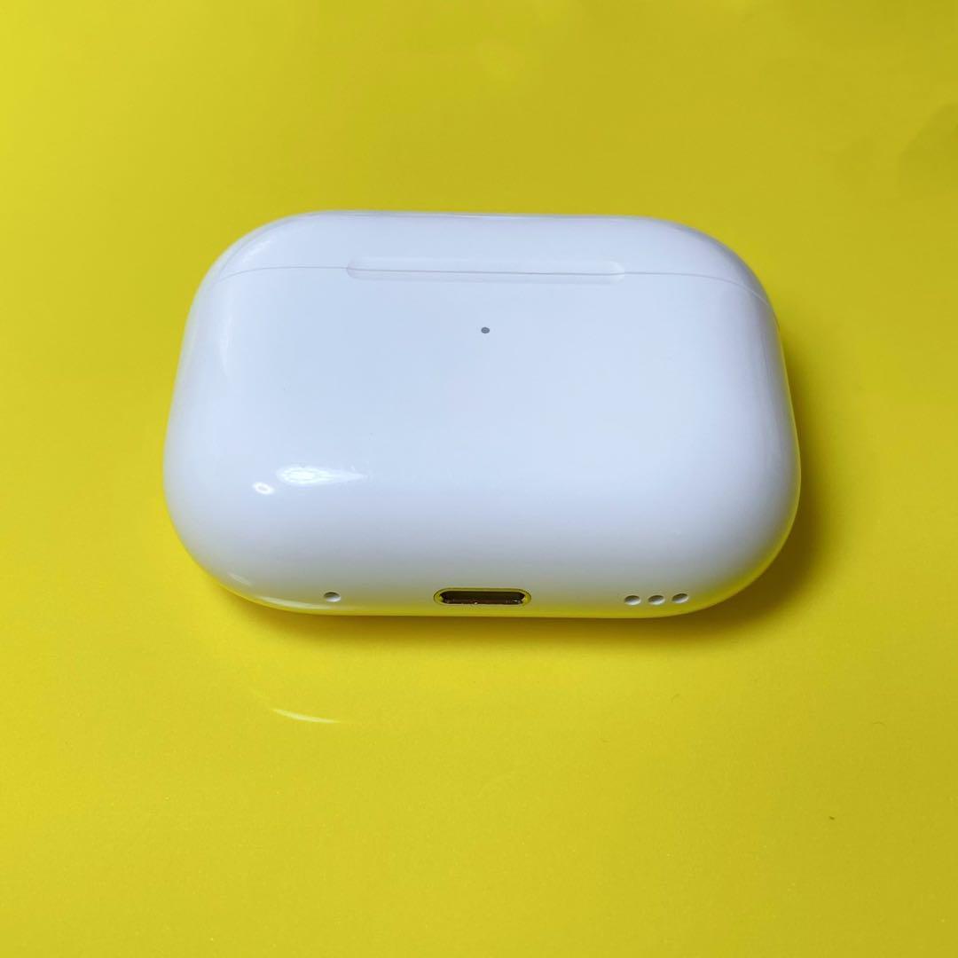 AirPods Pro 第2世代　充電ケース　エアーポッズプロ　Apple