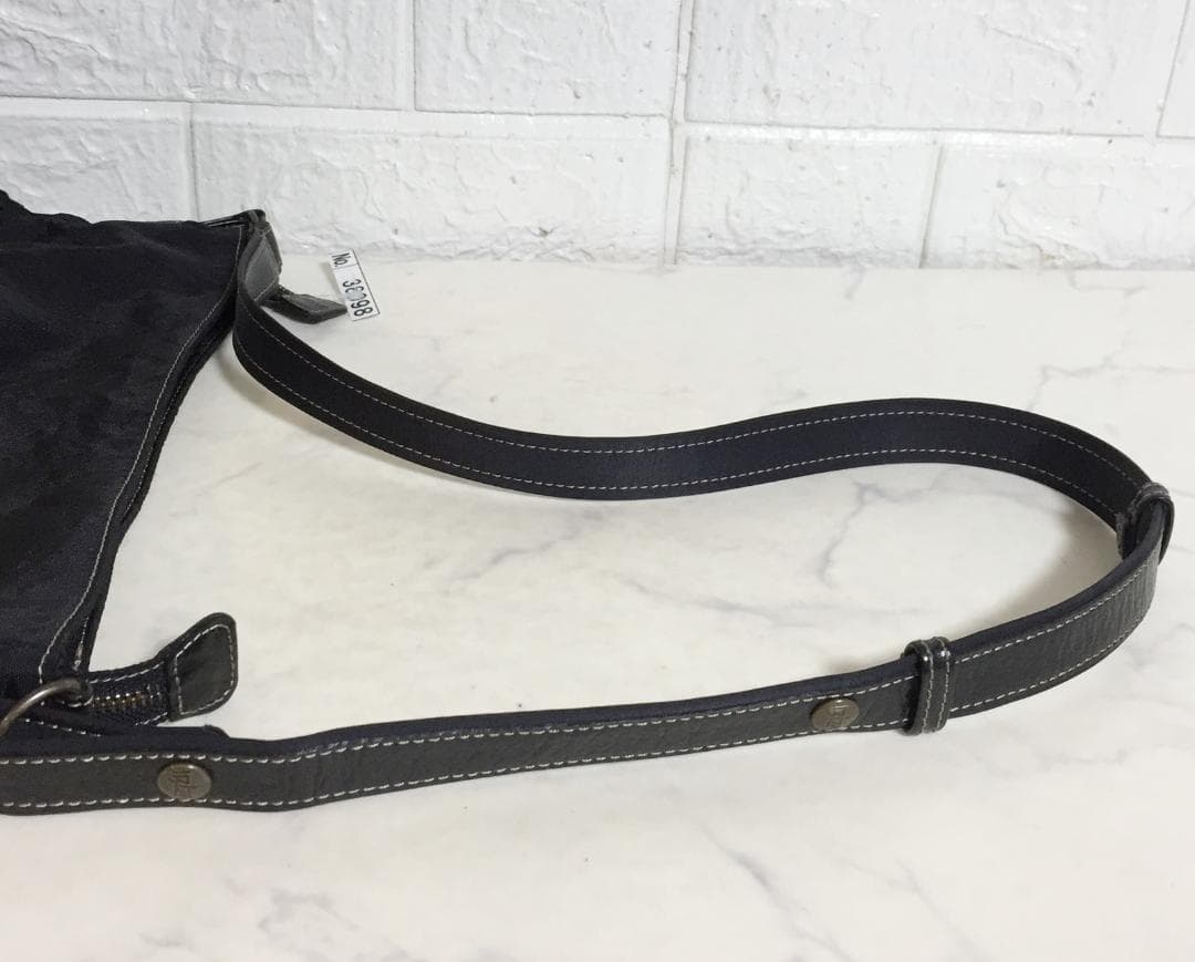 no38098 IBIZA イビサ 日本製 レザー ナイロン ショルダーバッグ