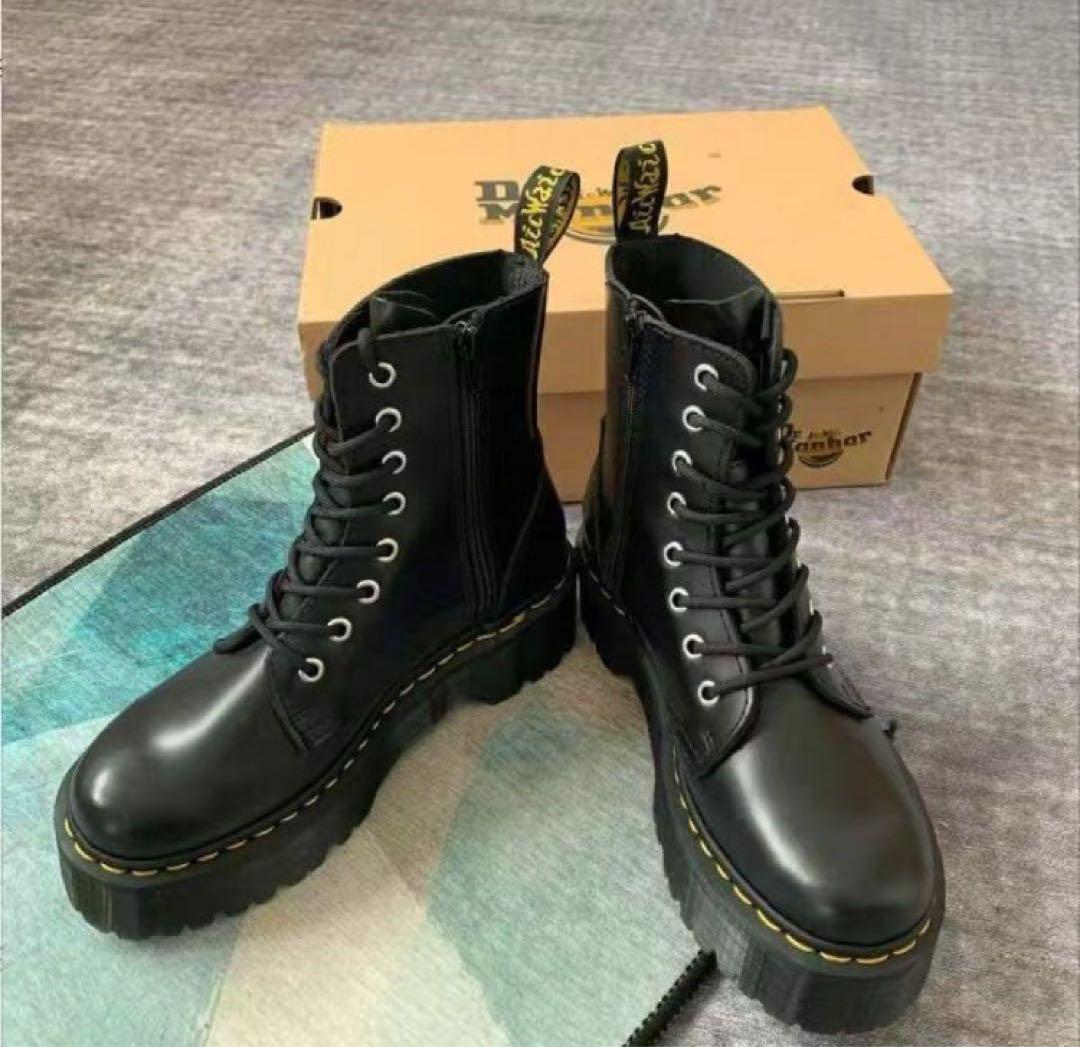 新品 Dr.Martens ドクターマーチン JADON 8ホールブーツ男女兼用