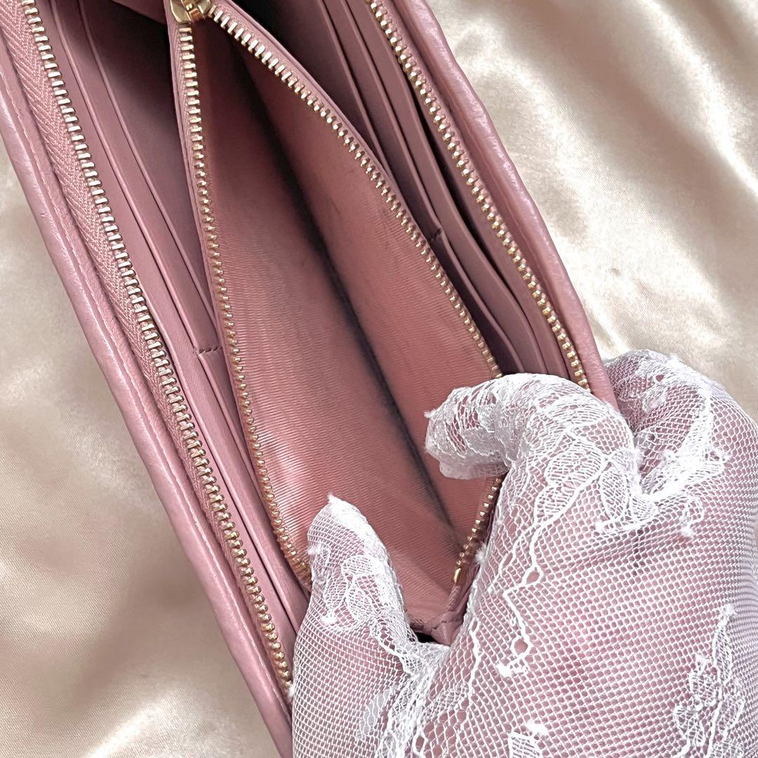 【美品・箱付き】miu miu 長財布 マテラッセ ピンク ゴールドロゴ 上品