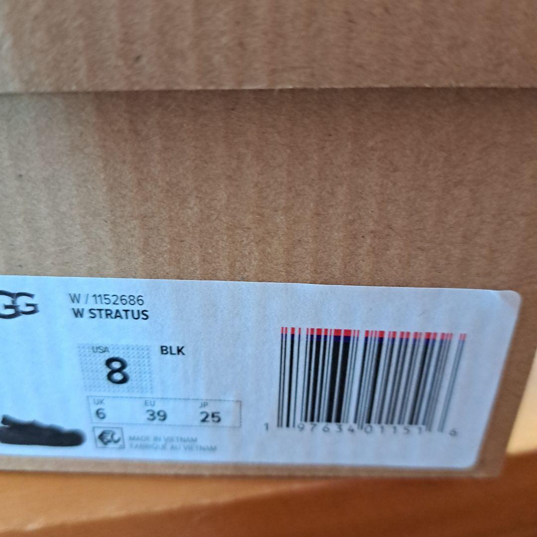 UGG スポーツサンダル ブラック 8
