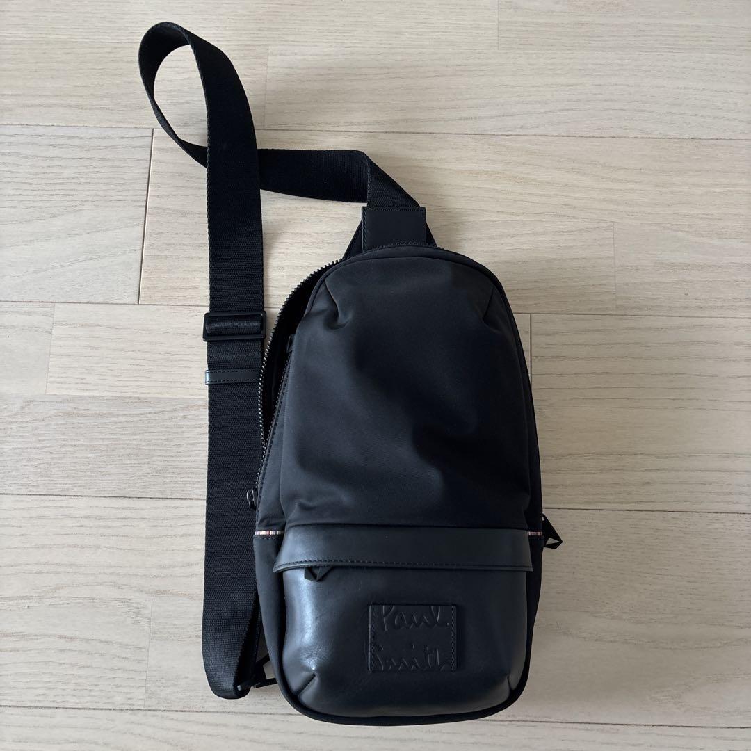 Paul Smith ブラックショルダーバッグ